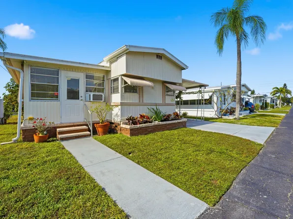 4432 Calm Harbor St, Bradenton, FL 34207