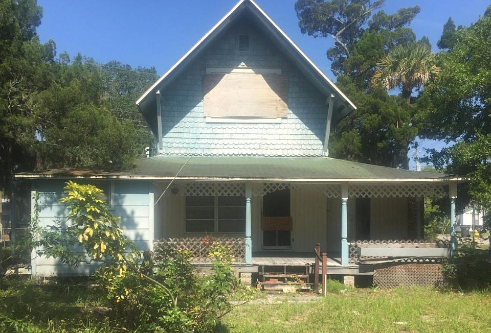 1st image of 715 Tropic St