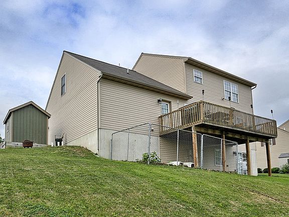 2nd image of 475 N Burberry Ln