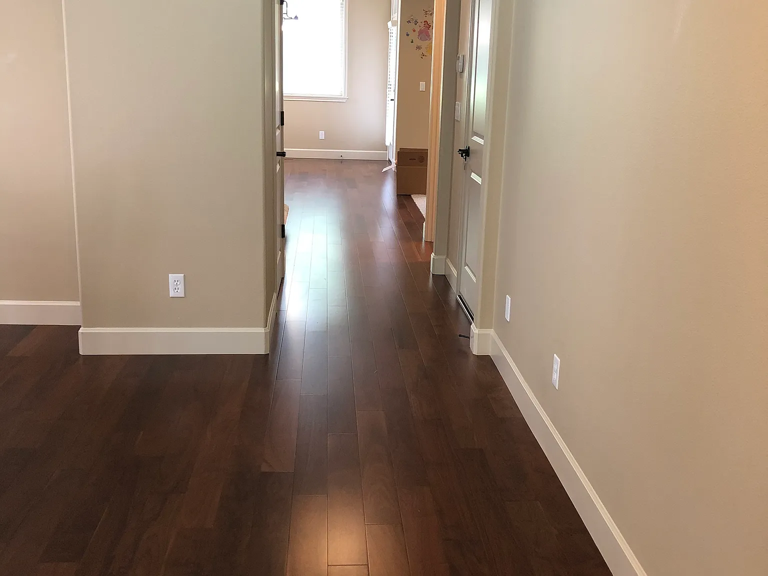 4 bed, 2.5 bath, 2959 sqft, $3,490 — Photo 4