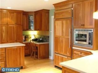 812 Judie Ln, Ambler, PA 19002