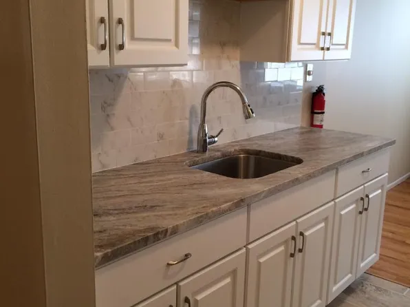 44 E Manchester Ct, Freehold, NJ 07728