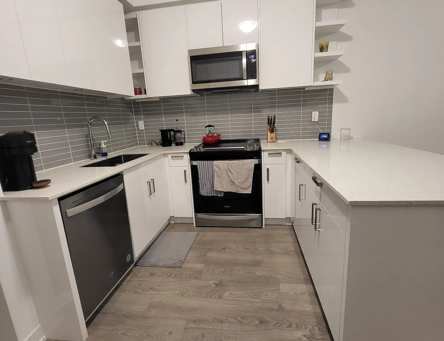 5 bed, $4,800 — Photo 4