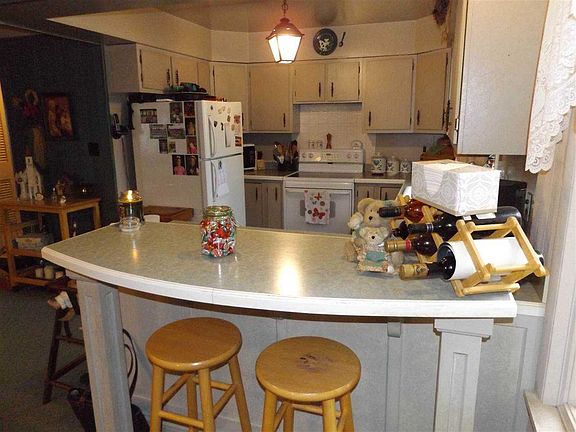 3rd image of 8656 E State Road 356