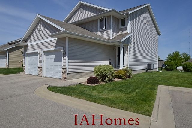 1450 Tower Lane NE unit #17