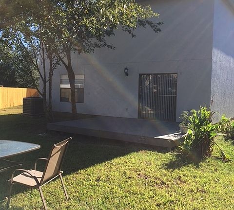 3rd image of 6839 Celes Meadow Dr