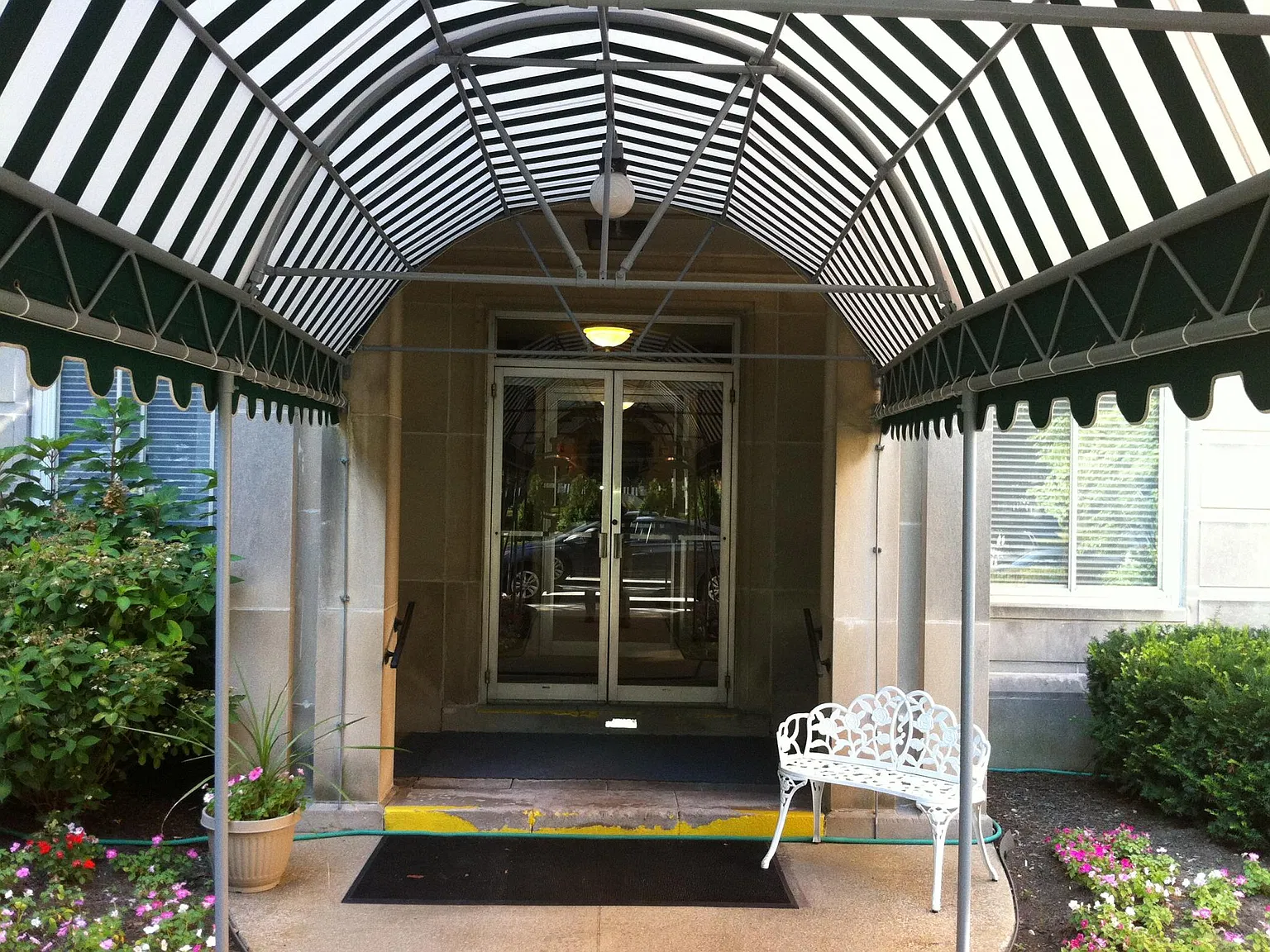 3 bed, 1550 sqft, $1,850 — Photo 4