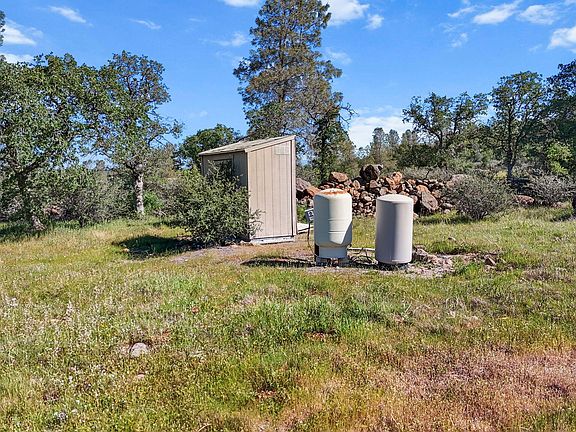 4th image of Lack Creek Dr