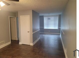 915 N Rosedale St, Baltimore, MD 21216