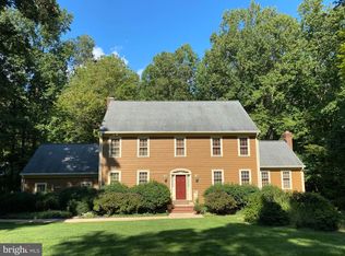 4900 Wolf Run Shoals Rd, Woodbridge, VA 22192