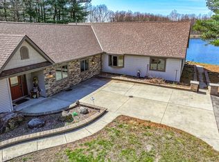 2866 County Line Rd, Madison, OH 44057