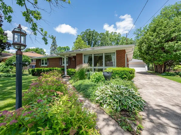 221 Kalb Ave, Green Bay, WI 54301