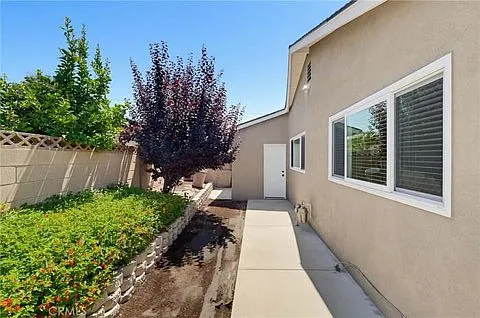 14611 Ermita Ave — Photo 5
