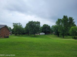 6203 Smyrna Pl, Louisville, KY 40228