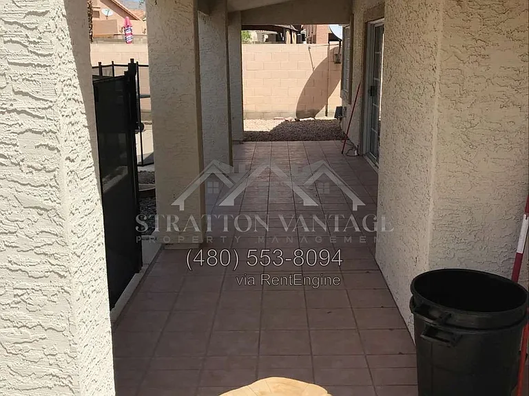 16828 S 13th Way — Photo 4