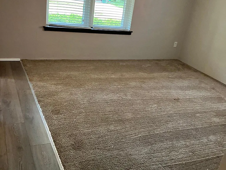 304 Woodrow Dr #1 — Photo 2