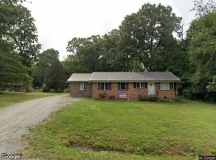 10 Ann Ave, Newton, NC 28658