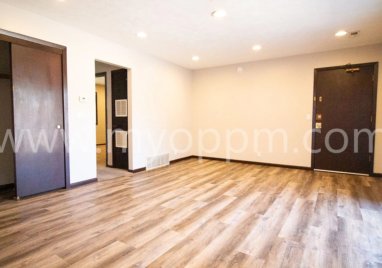 qMaple Place — Photo 2