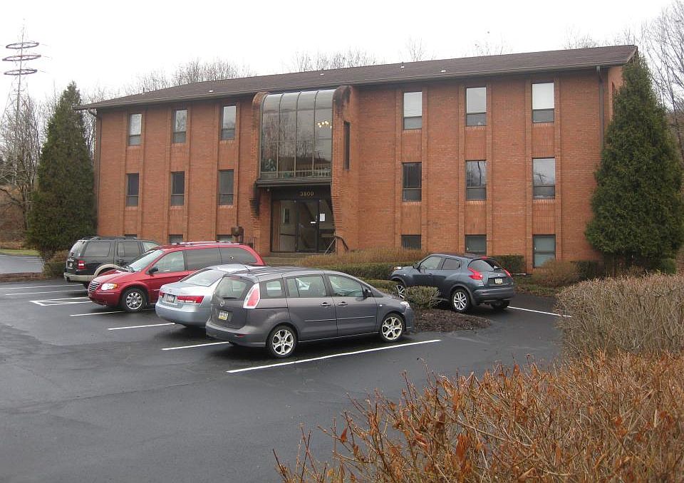 2nd image of 3801 McKnight East Dr