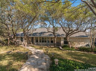 9227 N Point Dr, San Antonio, TX 78266