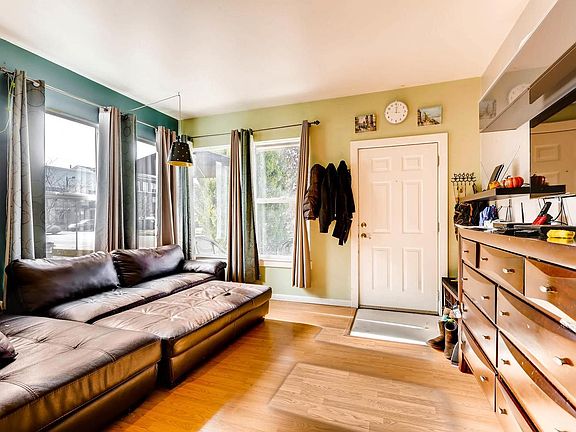 3rd image of 2818 N Syracuse St Unit 120