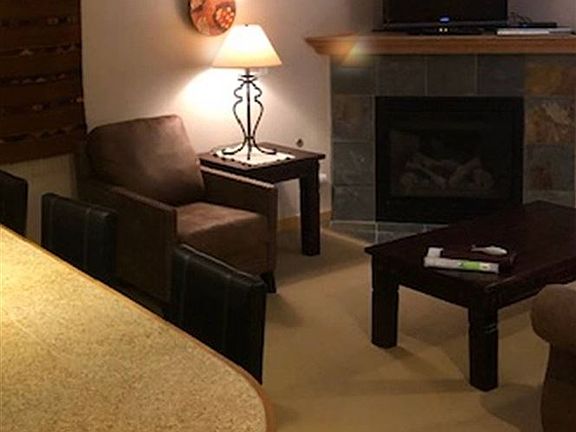 3rd image of 110 Sutton Pl #205