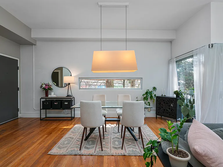 15 Waddell St NE #205 — Photo 6