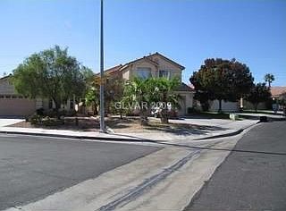 1st image of 8201 W Gilmore Ave