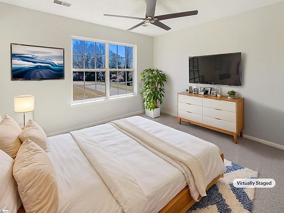 4th image of 207 E Corley Ln