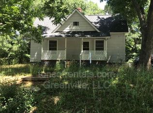 369 Carney St, Drayton, SC 29333