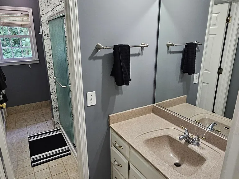 1381 Providence Dr — Photo 20