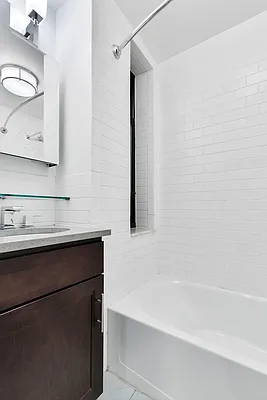 Rented by Cooper & Cooper Real Estate | media 37