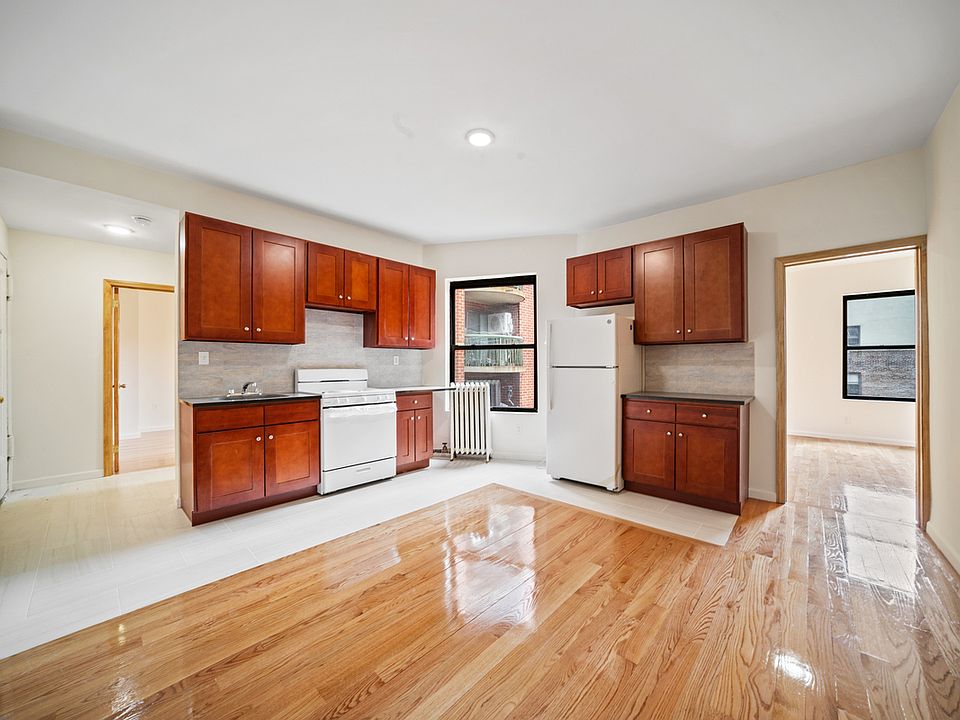 1st image of 42-14 Union St APT 4G