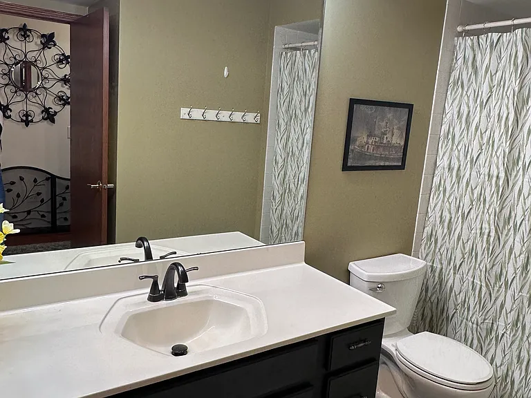 5360 N Lowell Ave #505 — Photo 13