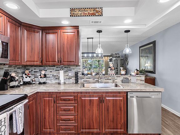 4th image of 3202 Portofino Pt #C2