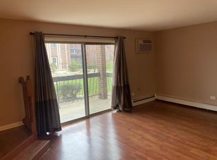 15800 Orlan Brook Dr APT 1A, Orland Park, IL