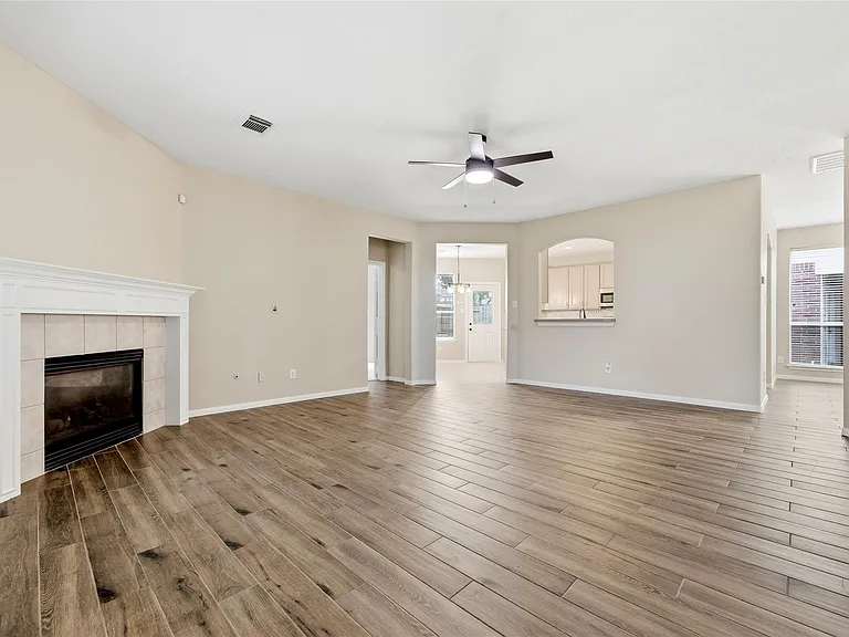 3711 Slocom Dr — Photo 18