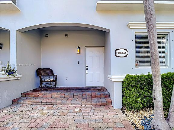 2nd image of 11653 NE 18th Dr #11653