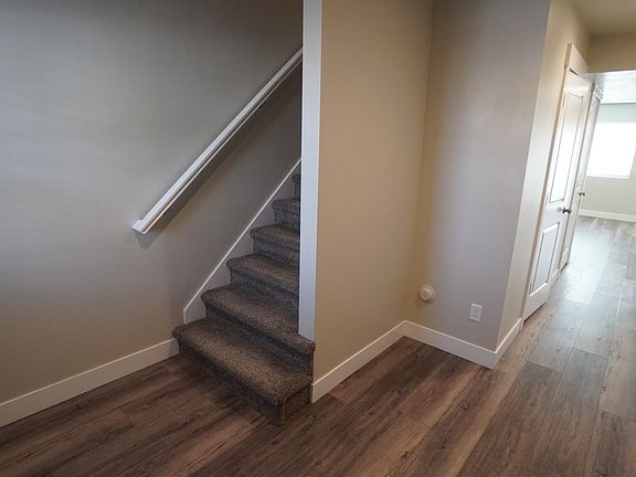 2nd image of 344 Nelly Ln