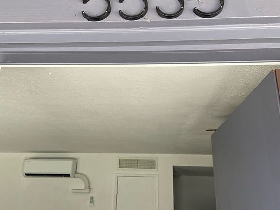 2nd image of 5519-5557 E Helen St #3B005205D