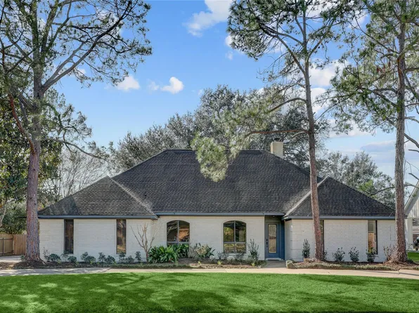 2614 Cedar Ln, Rosenberg, TX 77471