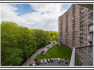 9050 Union Tpke #7G, Glendale, NY 11385