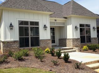 118 Water St, Madison, MS 39110