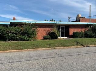 130 11th St NW, Hickory, NC 28601