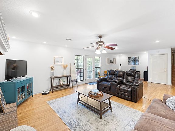 5th image of 319 Ouita Cir