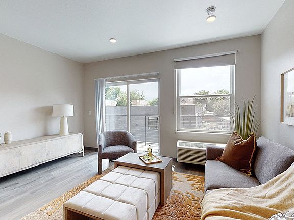 5th image of 1833 N Emerson St #4955250