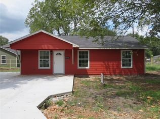 301 E 7th St, El Campo, TX 77437