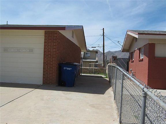 3rd image of 9577 Albany Dr
