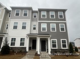 401 Deercroft Dr #1, Apex, NC 27539
