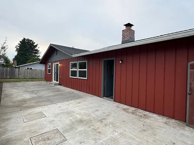 3241 Zelia Ct — Photo 3